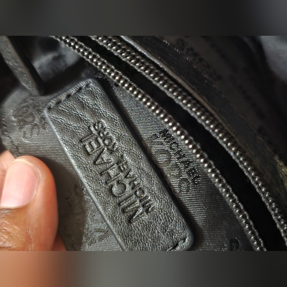 FLASH SALE!! Michael Kors Leopard Print Women's Bag - Picture 5 of 12